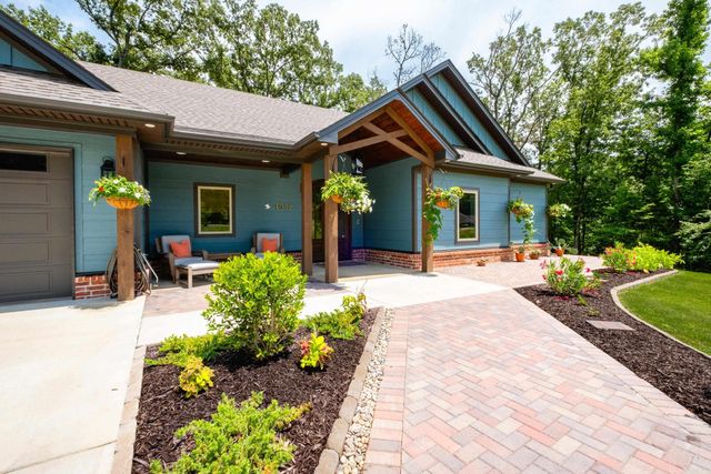 4032 Eagle Valley Drive, Benton, AR 72019