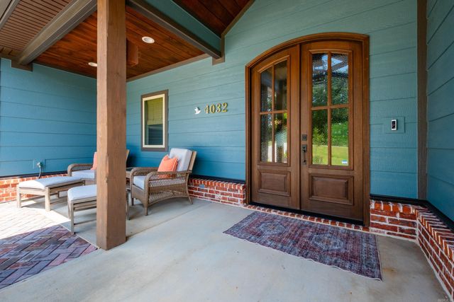 4032 Eagle Valley Drive, Benton, AR 72019