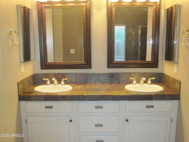 6335 W DONALD Drive, Glendale, AZ 85310