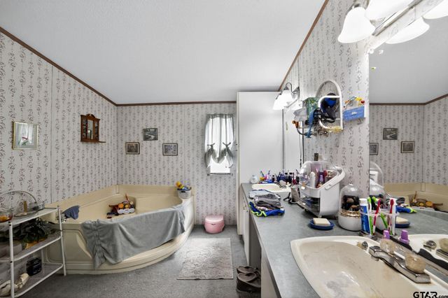 11980 County Road 346, Winona, TX 75792