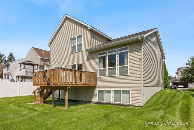 3644 Merrimont Court, Kentwood, MI 49512