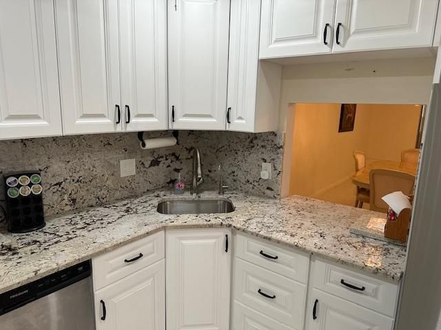7680 NW 1st Street 102, Margate, FL 33063