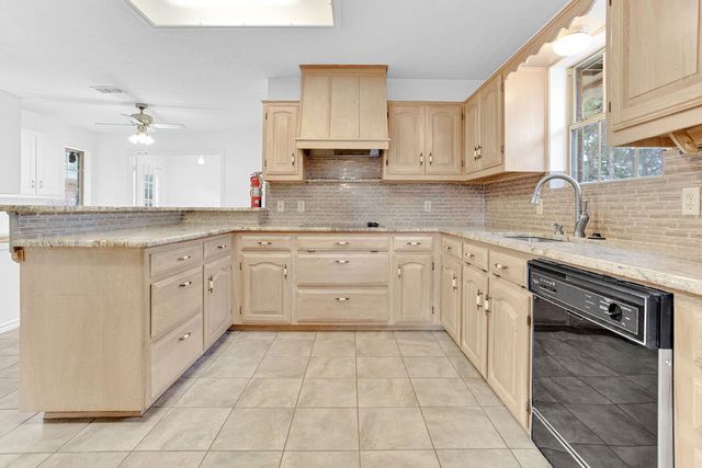 1201 Lake Cross Road, Hideaway, TX 75771