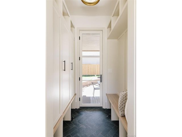 858 S Saint Paul St, Denver, CO 80209