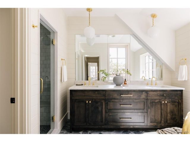 858 S Saint Paul St, Denver, CO 80209