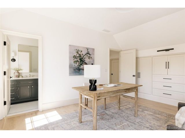 858 S Saint Paul St, Denver, CO 80209