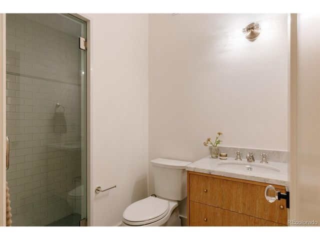 858 S Saint Paul St, Denver, CO 80209