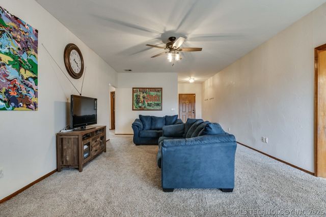 2137 NE 13th, Moore, OK 73160