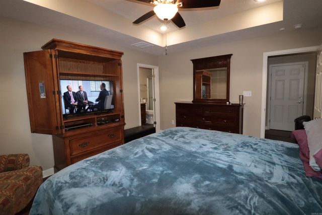 15 Weatherwood Drive, Greenbrier, AR 72058