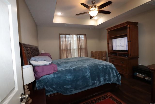 15 Weatherwood Drive, Greenbrier, AR 72058