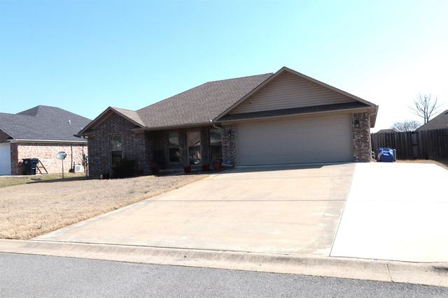 15 Weatherwood Drive, Greenbrier, AR 72058