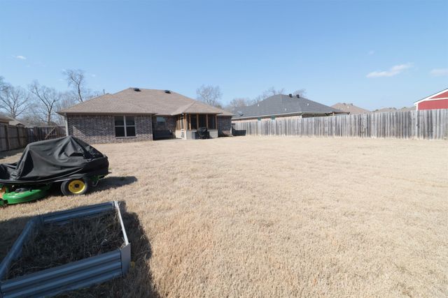 15 Weatherwood Drive, Greenbrier, AR 72058