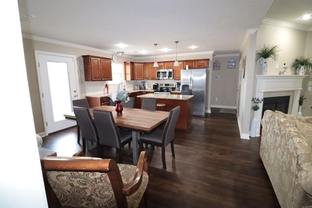 15 Weatherwood Drive, Greenbrier, AR 72058