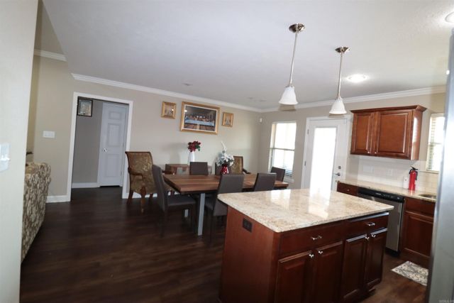 15 Weatherwood Drive, Greenbrier, AR 72058