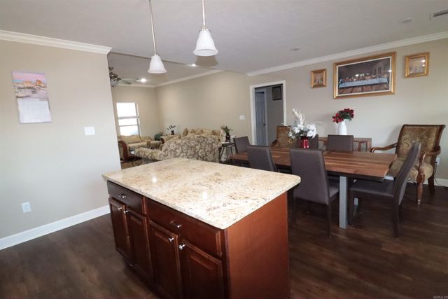 15 Weatherwood Drive, Greenbrier, AR 72058