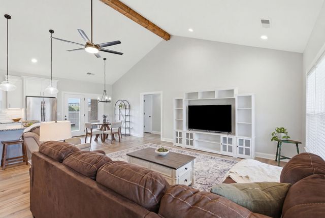 301 Pageant Drive, Richmond, KY 40475