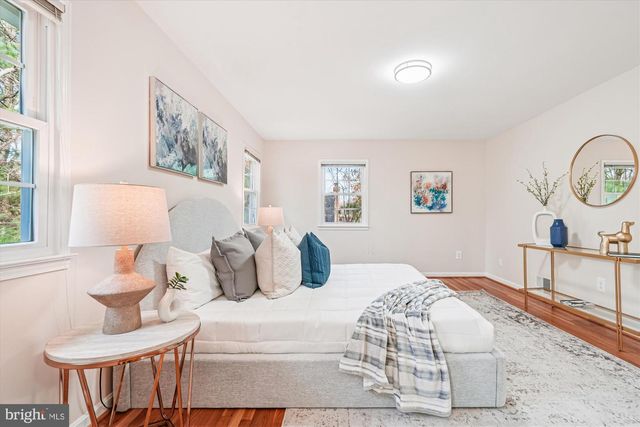 4605 SUNFLOWER DR, Rockville, MD 20853