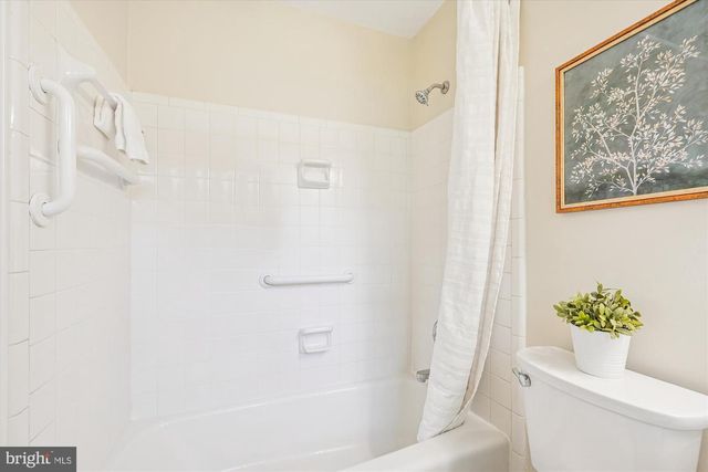 4605 SUNFLOWER DR, Rockville, MD 20853