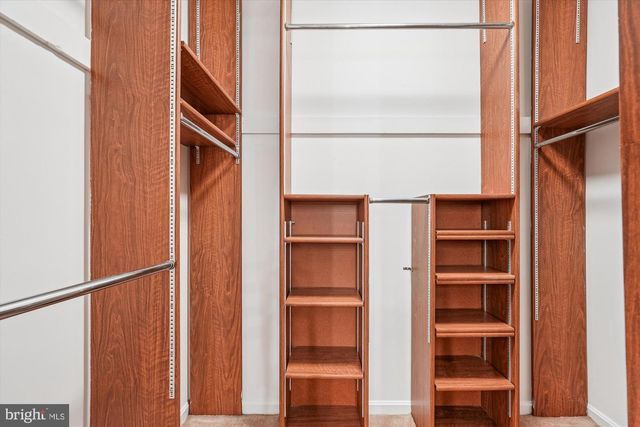 4605 SUNFLOWER DR, Rockville, MD 20853