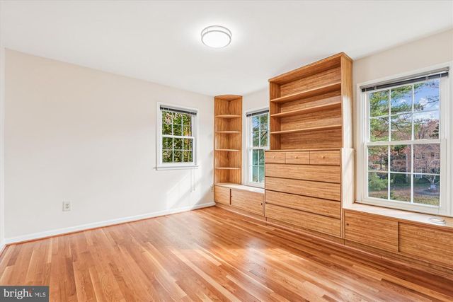 4605 SUNFLOWER DR, Rockville, MD 20853