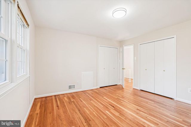 4605 SUNFLOWER DR, Rockville, MD 20853