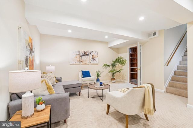 4605 SUNFLOWER DR, Rockville, MD 20853