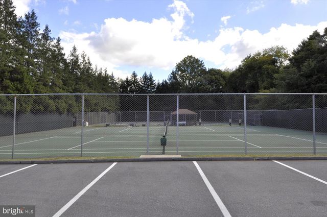 4605 SUNFLOWER DR, Rockville, MD 20853