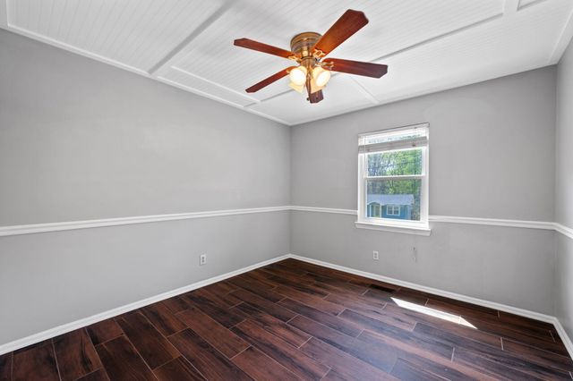 1419 N Winer Drive, Soddy Daisy, TN 37379