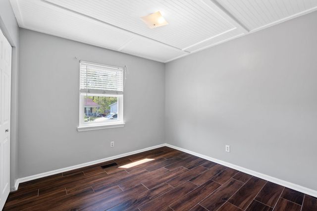 1419 N Winer Drive, Soddy Daisy, TN 37379