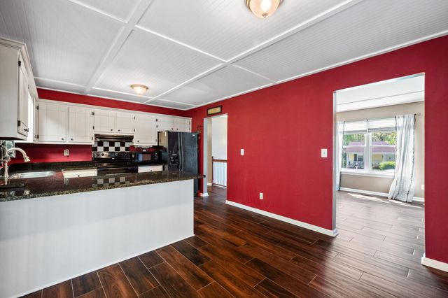 1419 N Winer Drive, Soddy Daisy, TN 37379