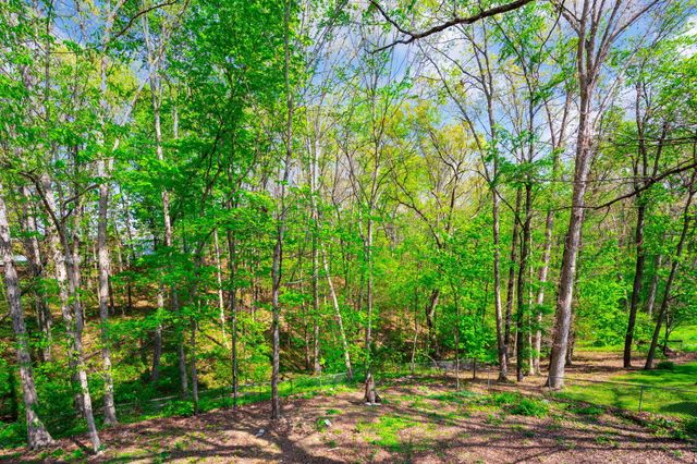 1419 N Winer Drive, Soddy Daisy, TN 37379