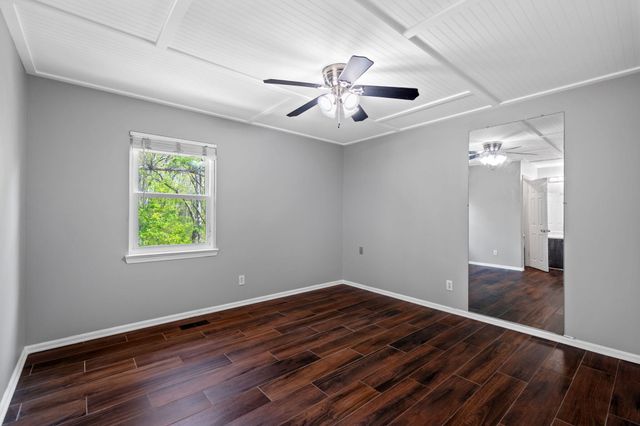 1419 N Winer Drive, Soddy Daisy, TN 37379