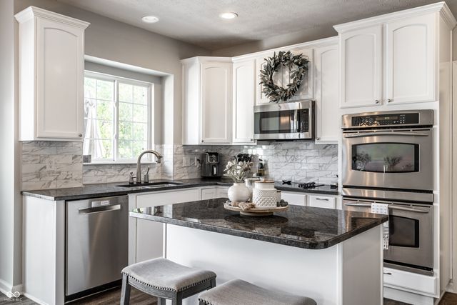 6034 Salisbury Lane, Noblesville, IN 46062