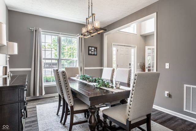6034 Salisbury Lane, Noblesville, IN 46062