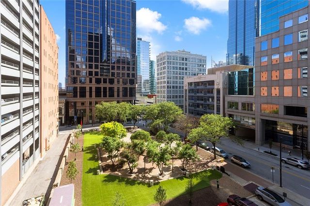1101 Walnut Street 1005, Kansas City, MO 64106