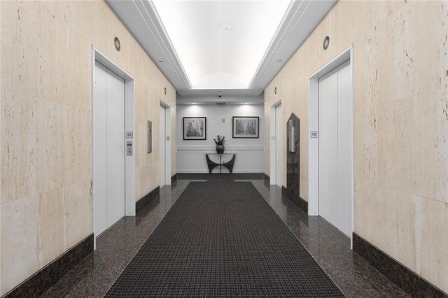 1101 Walnut Street 1005, Kansas City, MO 64106