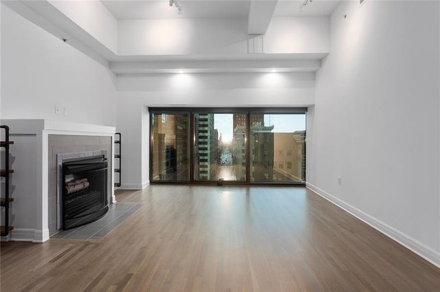 1101 Walnut Street 1005, Kansas City, MO 64106
