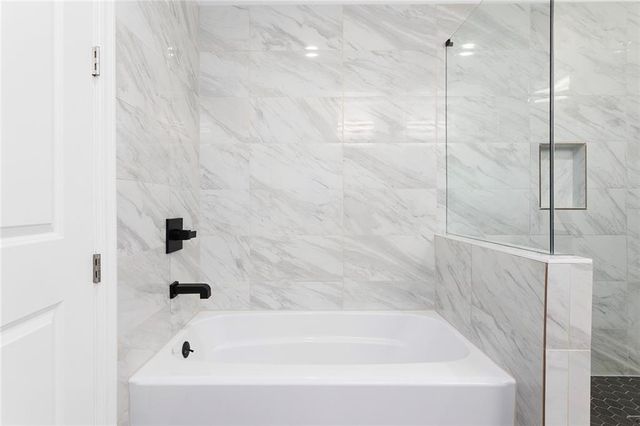 1101 Walnut Street 1005, Kansas City, MO 64106