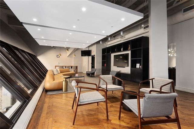 1101 Walnut Street 1005, Kansas City, MO 64106