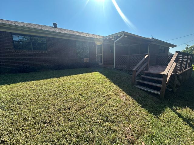 22 Haven Circle, Denison, TX 75020