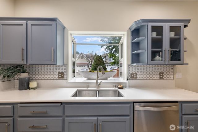 4943 Old Oak Street SE, Olympia, WA 98501