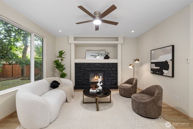 4943 Old Oak Street SE, Olympia, WA 98501