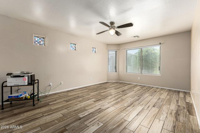 17755 W HEARN Road, Surprise, AZ 85388