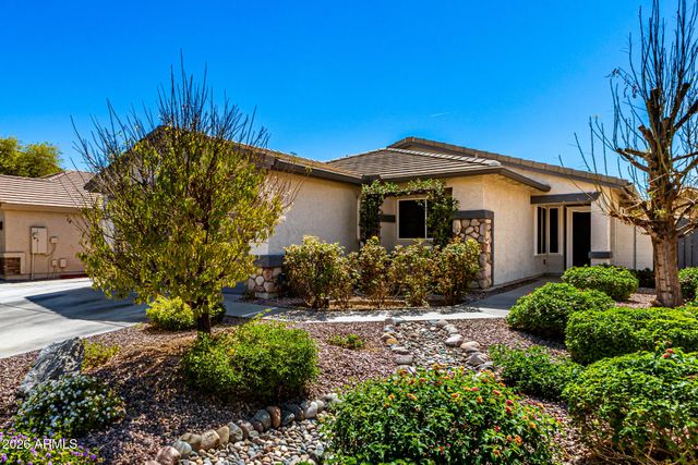 17755 W HEARN Road, Surprise, AZ 85388