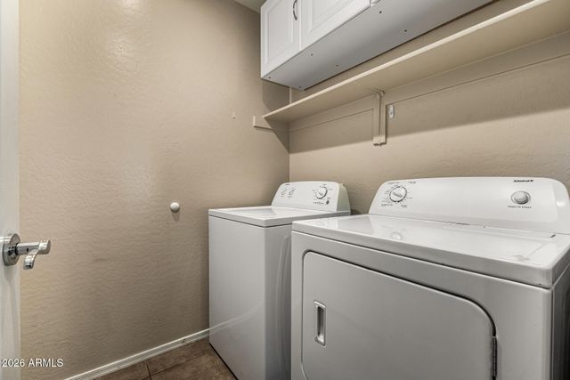 17755 W HEARN Road, Surprise, AZ 85388