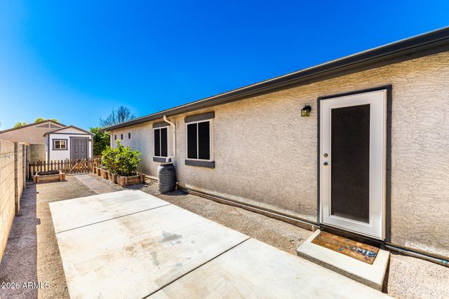 17755 W HEARN Road, Surprise, AZ 85388