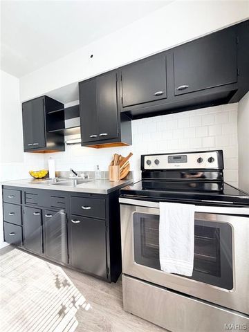 5944 Nagel Avenue 2E, St Louis, MO 63109