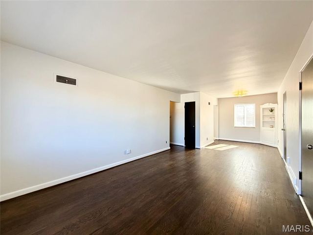 5944 Nagel Avenue 2E, St Louis, MO 63109