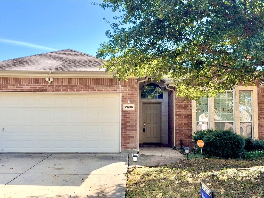 2636 Chadwick Drive, Fort Worth, TX 76131