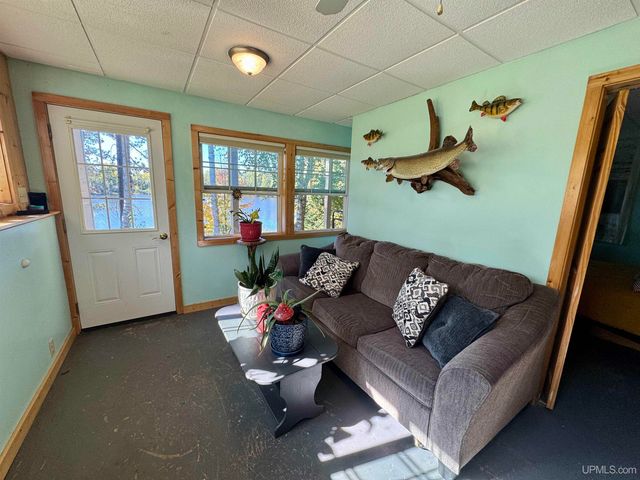 1474 Deer Lake Road, Crystal Falls, MI 49920